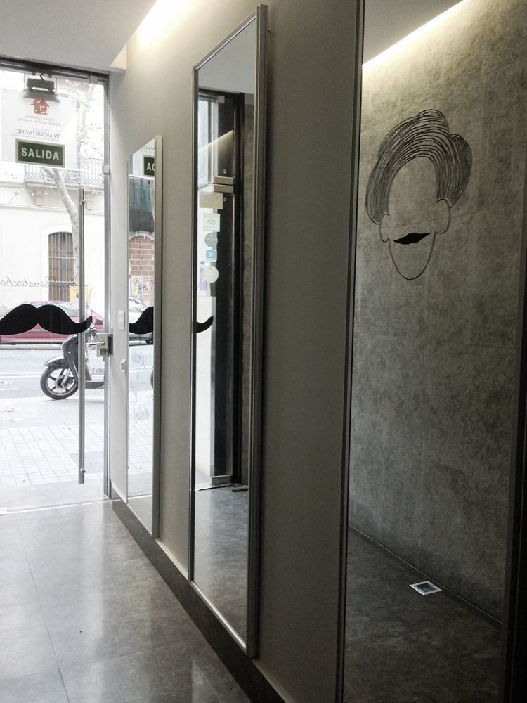 Don Moustache Boutique Hostel Barcelona Ngoại thất bức ảnh
